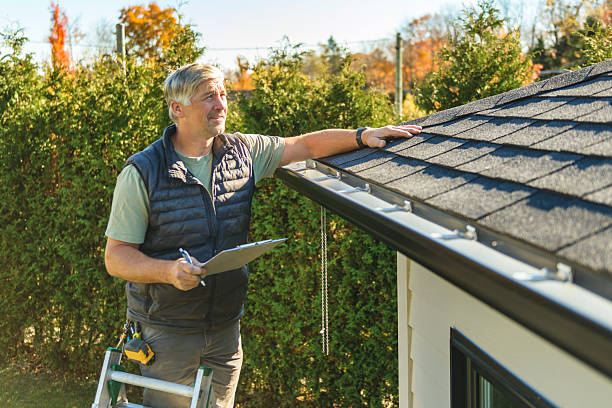 Professional Flat Roof Repair technician working in Winnetka, CA
